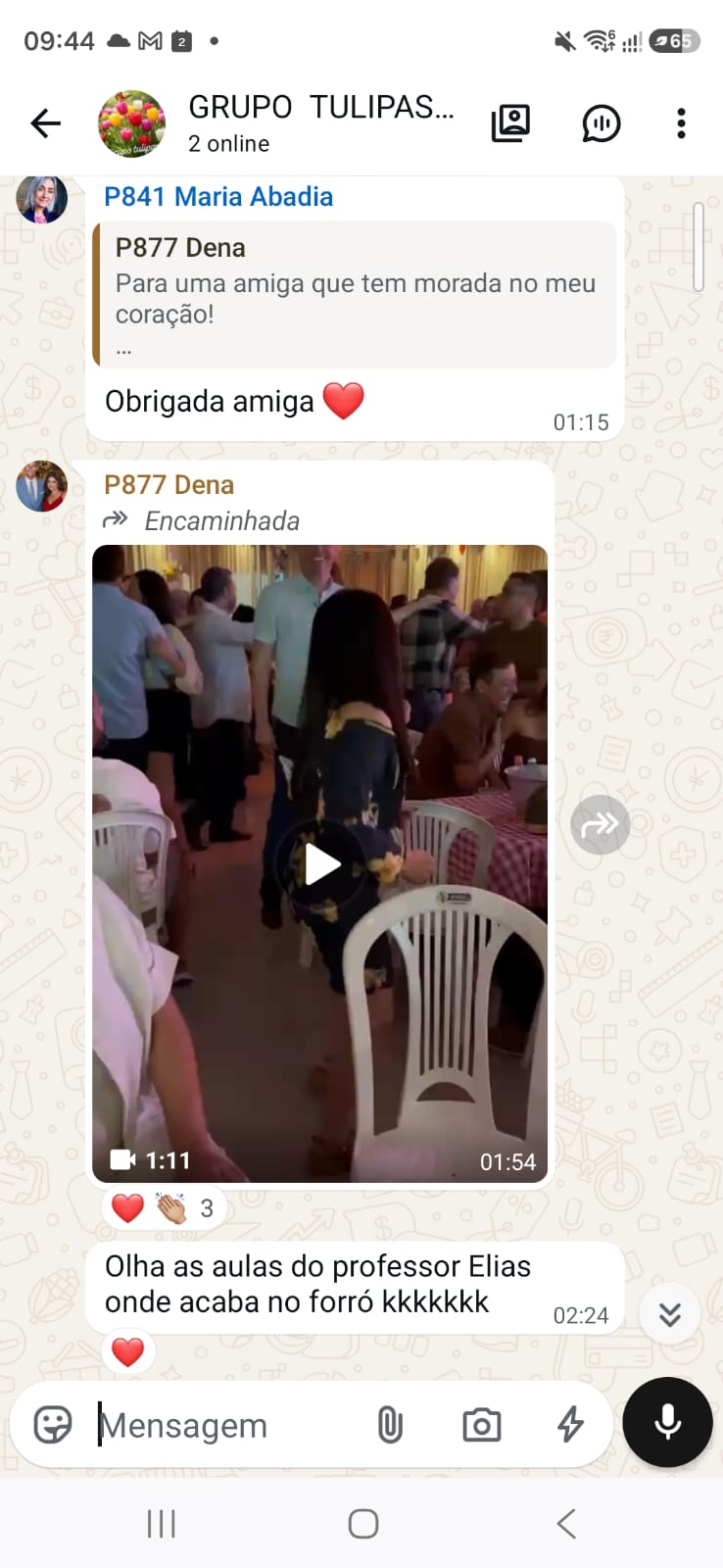 Print do grupo: Judite conta que depois dos treinos com o Elias o quadril dela já não dói mais.